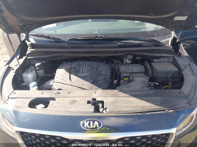 KIA SEDONA LX 2017 KNDMB5C10H6308050 Image 10