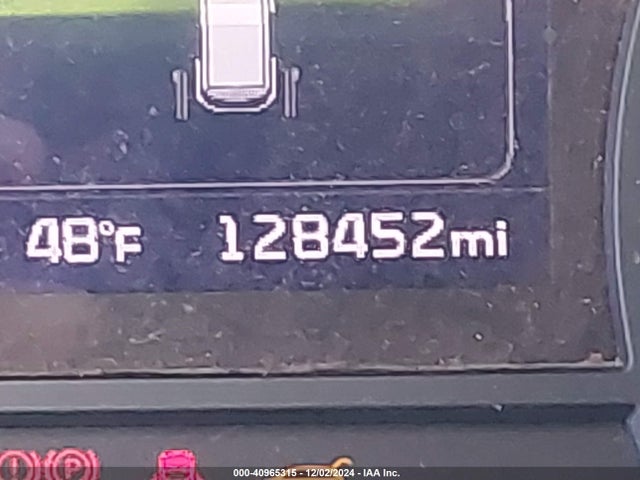 KIA SEDONA LX 2017 KNDMB5C10H6308050 Image 15