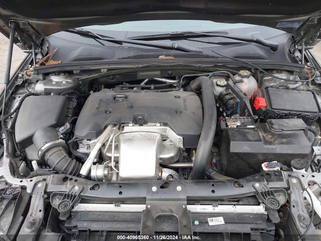 W04GV8SX5J1137966 Buick Regal Tourx Essence