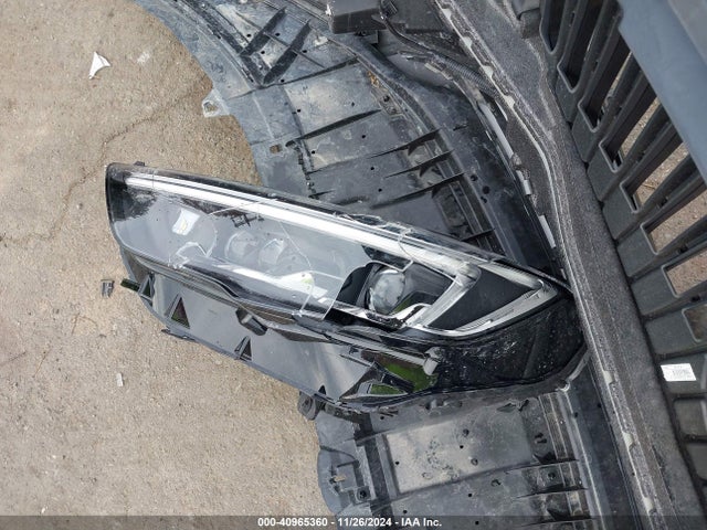 W04GV8SX5J1137966 Buick Regal Tourx Essence
