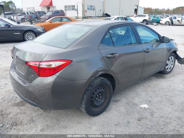 Toyota COROLLA LE 2018 5YFBURHE6JP777209 Image 4