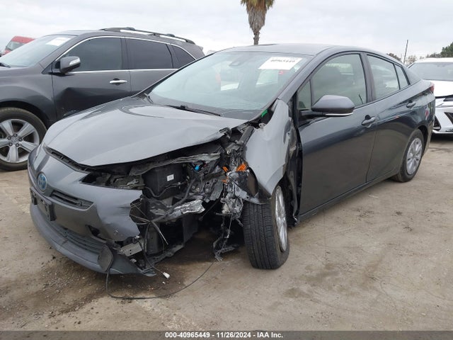 Toyota Prius Le 2020 JTDKARFU5L3109237 Image 2