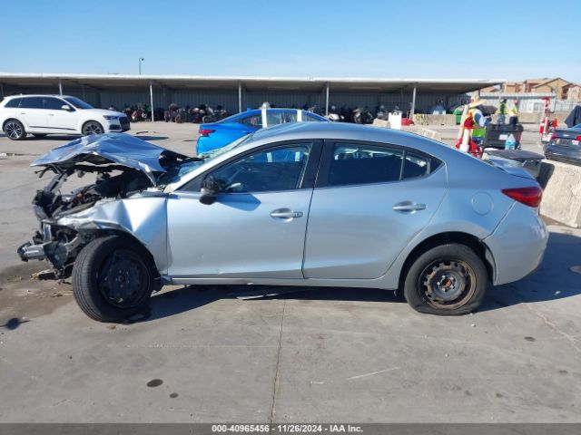 3MZBN1U76JM167899 Mazda Mazda3 Sport