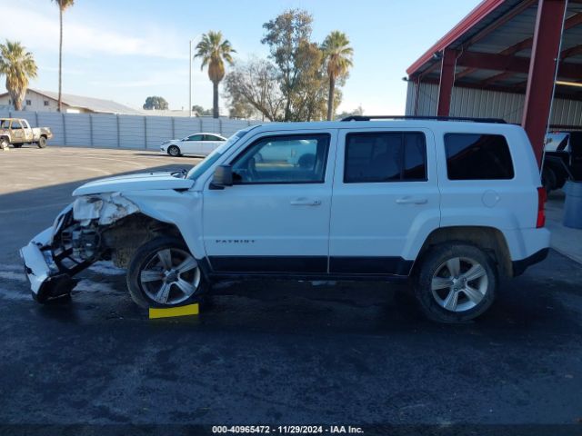 1C4NJRFB9GD638136 Jeep Patriot Latitude