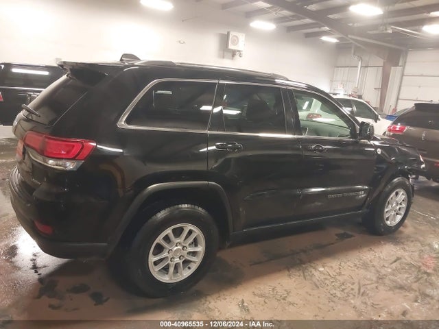 1C4RJFAG4LC444049 Jeep Grand Cherokee Laredo E 4x4