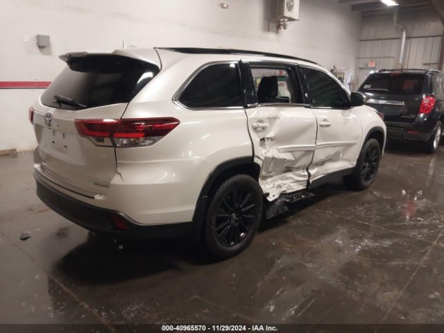 5TDJZRFH2KS624023 Toyota Highlander Se