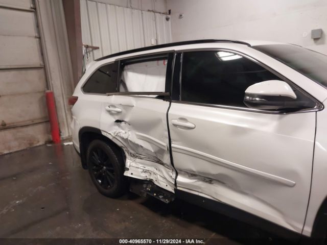 5TDJZRFH2KS624023 Toyota Highlander Se