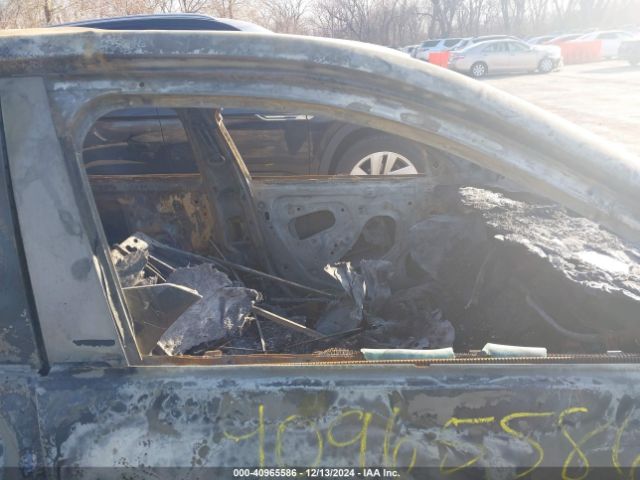 1G11E5SX8FF165077 Chevrolet Malibu 3lt