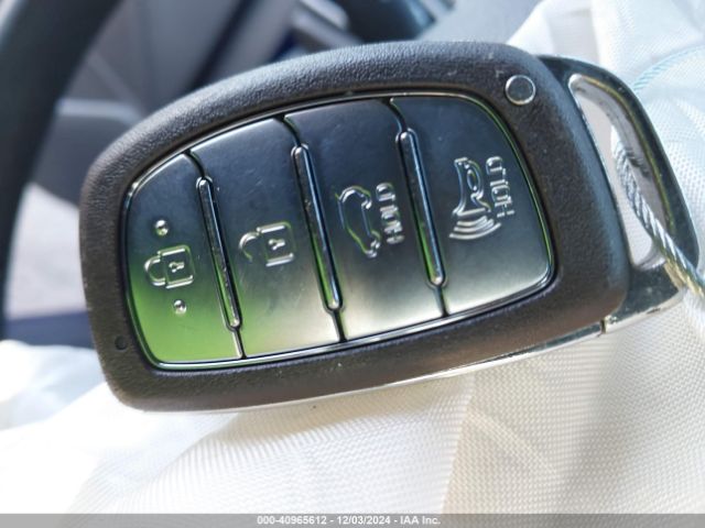 KMHC65LD8MU252578 Hyundai Ioniq Plug-in Hybrid Se