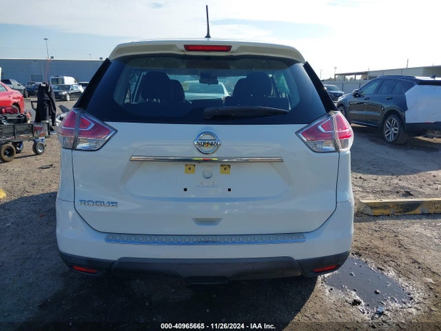 Nissan ROGUE S 2016 KNMAT2MT5GP639309 Image 17