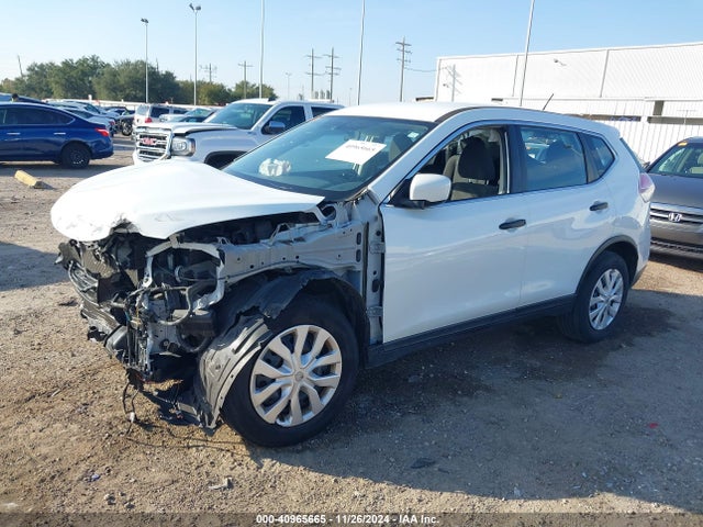 Nissan ROGUE S 2016 KNMAT2MT5GP639309 Image 2