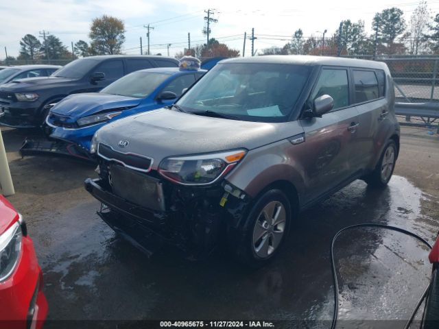 KNDJN2A26F7158988 KIA Soul