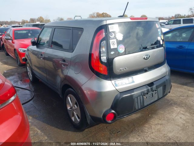 KNDJN2A26F7158988 KIA Soul