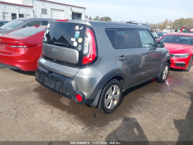 KNDJN2A26F7158988 KIA Soul
