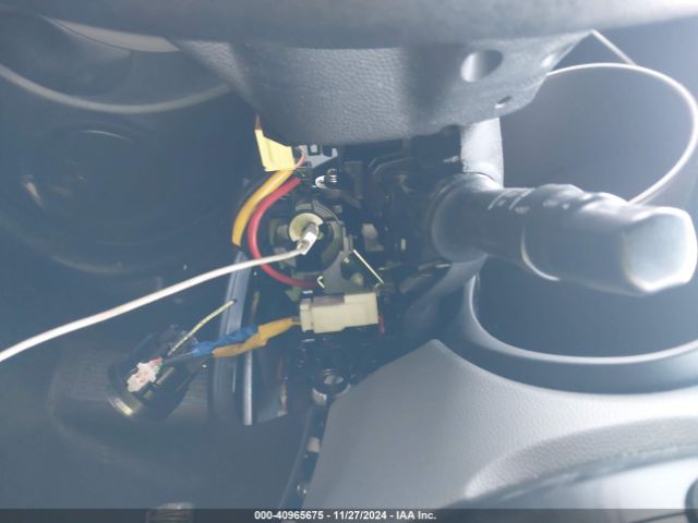 KNDJN2A26F7158988 KIA Soul