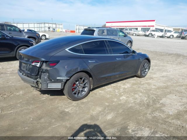 5YJ3E1EA0JF101645 Tesla Model 3 Long Range/mid Range