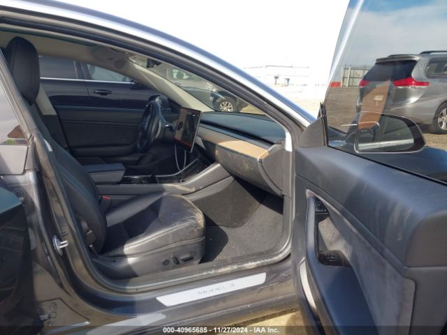 5YJ3E1EA0JF101645 Tesla Model 3 Long Range/mid Range