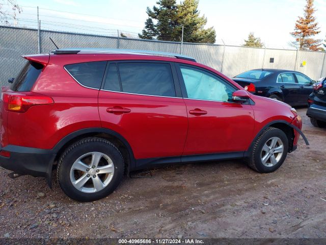 2T3RFREV9EW160993 Toyota Rav4 Xle