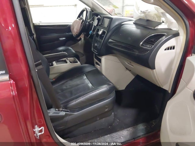 2C4RC1BG6ER216429 Chrysler Town & Country Touring