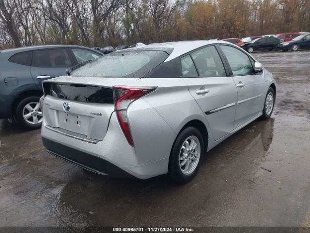 JTDKARFU8G3008103 Toyota Prius Four