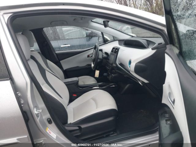 JTDKARFU8G3008103 Toyota Prius Four