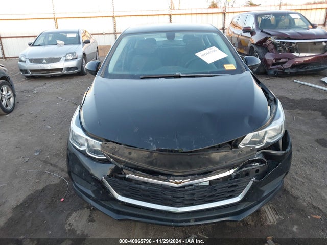 Chevrolet Cruze Ls Auto 2017 1G1BC5SM0H7135522 Image 12