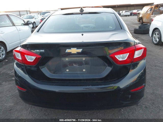 Chevrolet Cruze Ls Auto 2017 1G1BC5SM0H7135522 Image 16