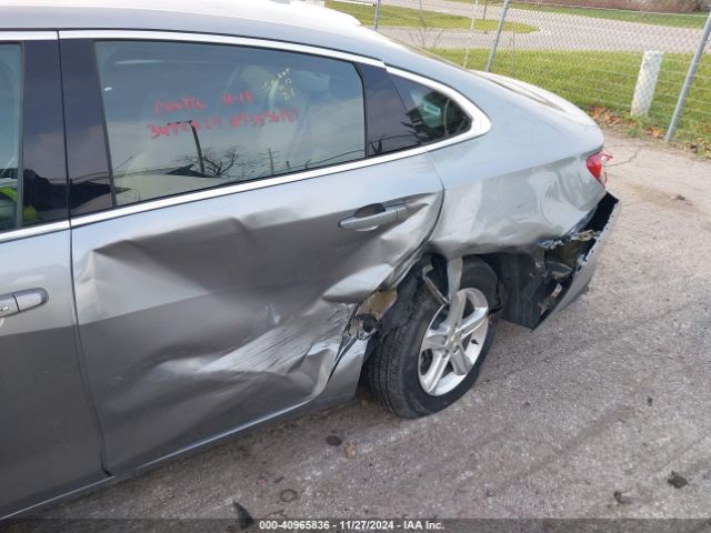 1G1ZD5ST4RF115235 Chevrolet Malibu Fwd 1lt