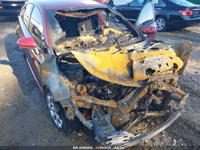 Toyota COROLLA LE 2022 5YFEPMAE9NP307232 Image 6