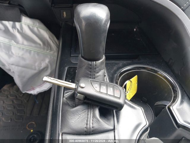 4T1G11AK3LU858878 Toyota CAMRY SE