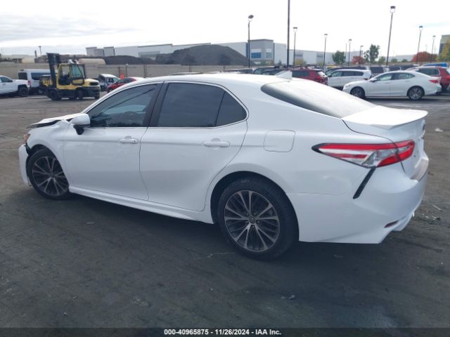 4T1G11AK3LU858878 Toyota CAMRY SE