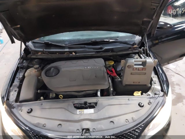 1C3CCCBG6FN518730 Chrysler 200 S