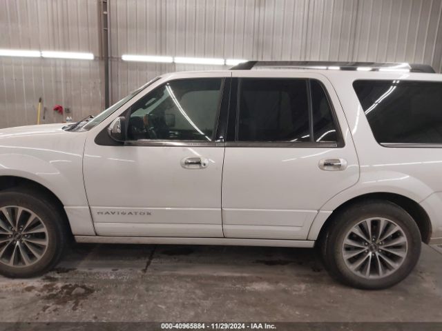 5LMJJ2JTXHEL08029 Lincoln Navigator Select