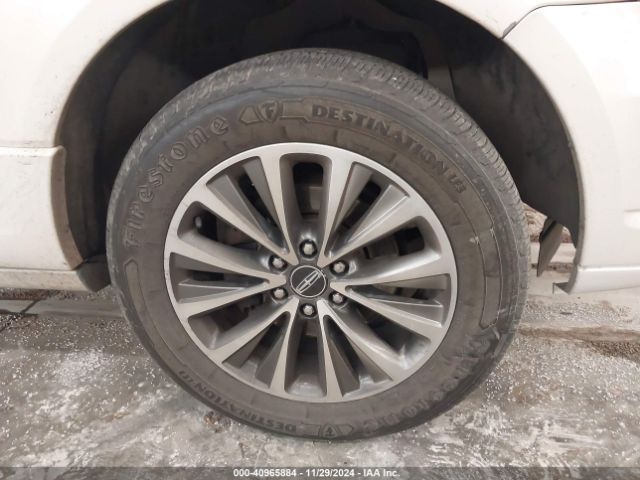 5LMJJ2JTXHEL08029 Lincoln Navigator Select
