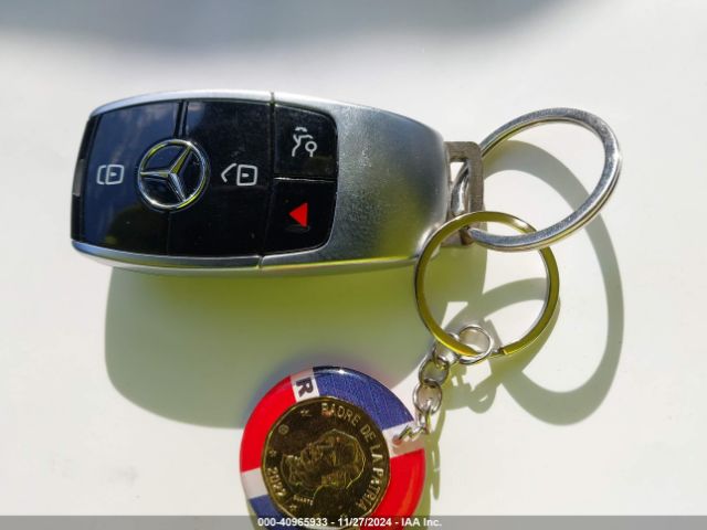 WDDZF4KB6KA570745 Mercedes-Benz E 300 4matic