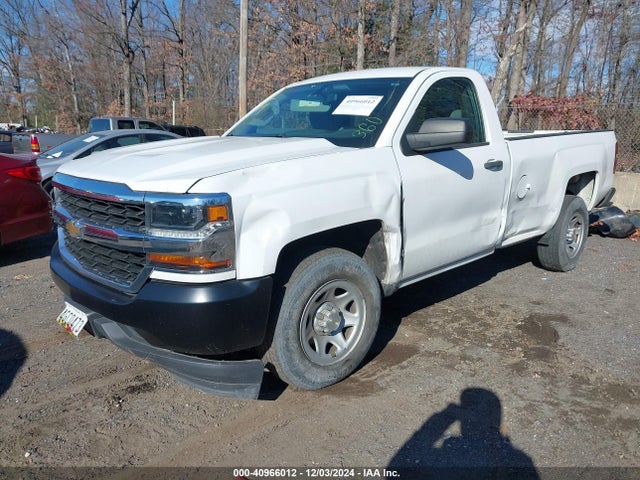 Chevrolet Silverado 1500 Wt 2018 1GCNCNEH7JZ378273 Image 2