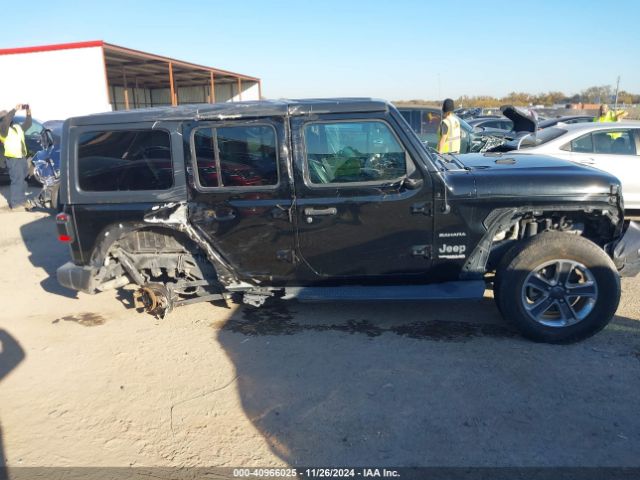 1C4HJXEG9JW121039 Jeep Wrangler Unlimited Sahara 4x4