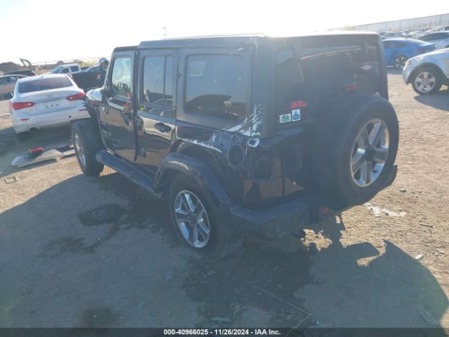 1C4HJXEG9JW121039 Jeep Wrangler Unlimited Sahara 4x4