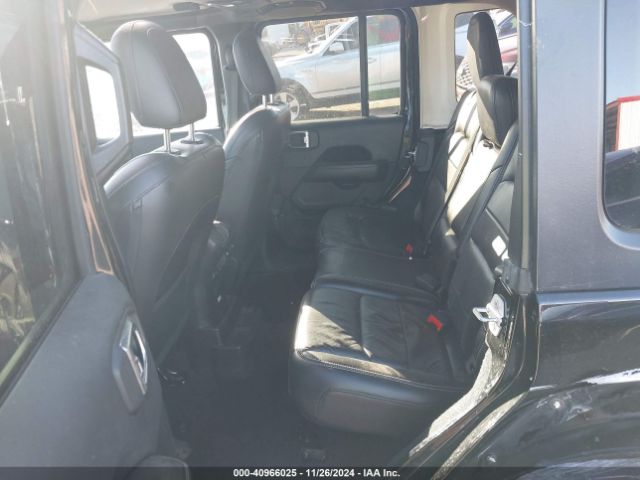 1C4HJXEG9JW121039 Jeep Wrangler Unlimited Sahara 4x4