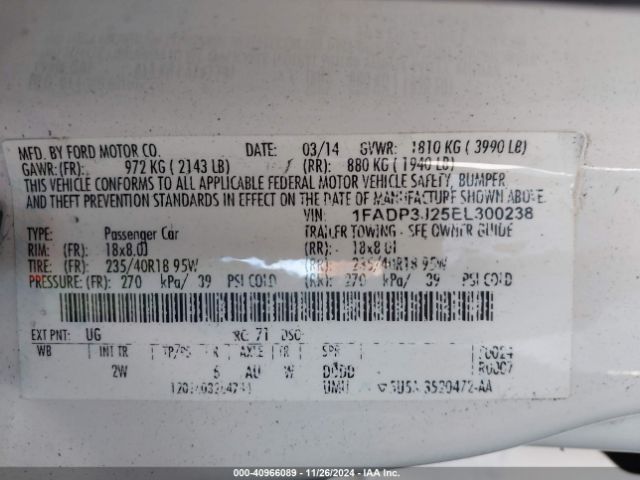 1FADP3J25EL300238 Ford Focus Titanium