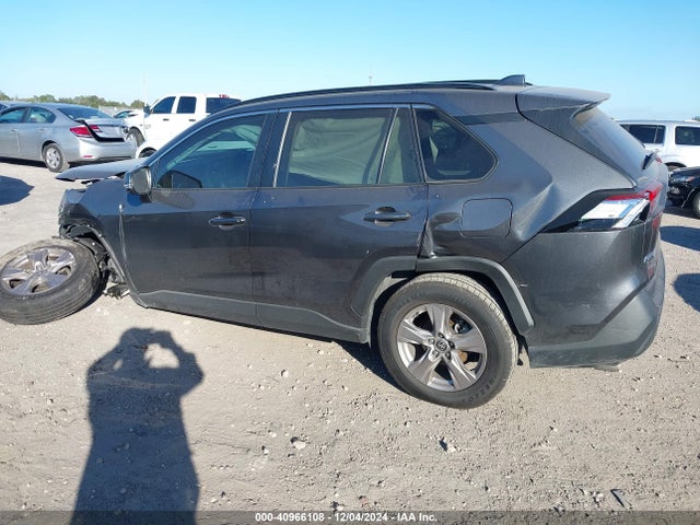 Toyota Rav4 Xle 2023 2T3W1RFV7PC216384 Image 3