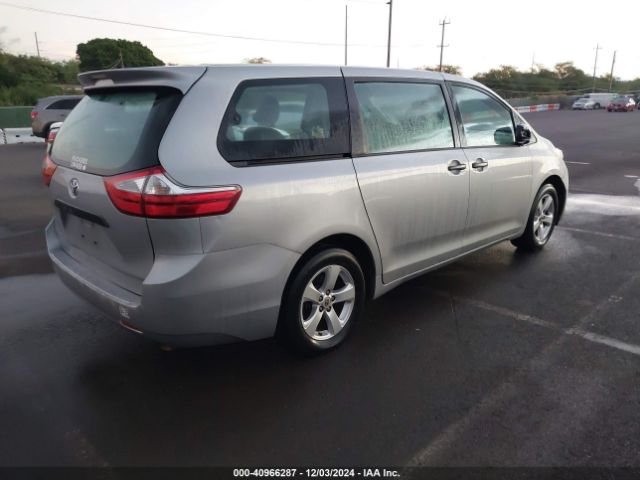 5TDZZ3DC5HS799625 Toyota Sienna L 7 Passenger