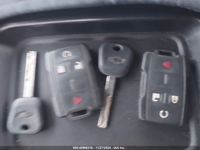 3GCUKREC2JG627587 Chevrolet Silverado 1500 Lt