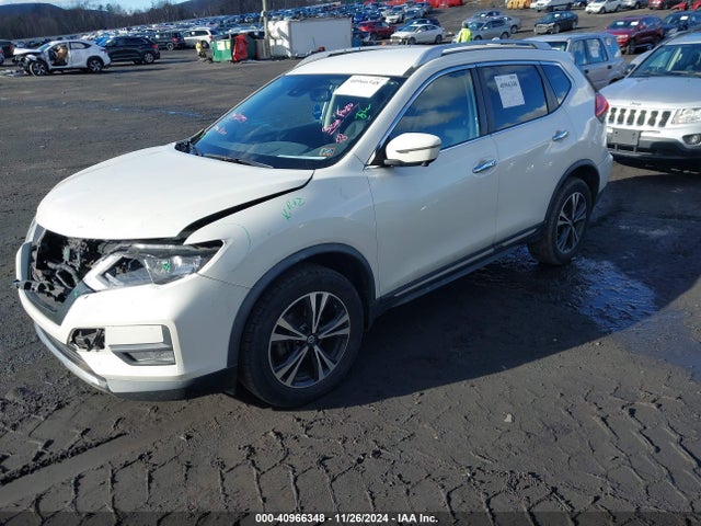 Nissan Rogue Sl 2017 JN8AT2MV4HW284906 Image 2