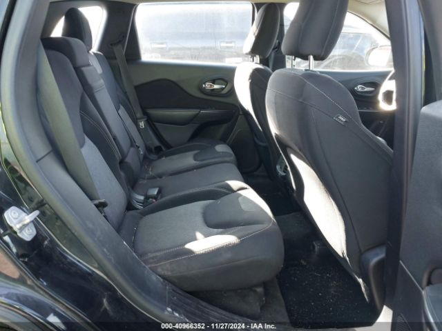 1C4PJMABXFW777035 Jeep Cherokee Sport