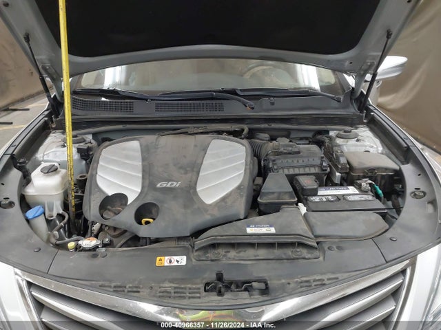 Hyundai Azera Limited 2016 KMHFH4JG4GA518683 Image 10