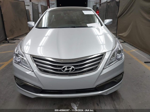 Hyundai Azera Limited 2016 KMHFH4JG4GA518683 Image 12