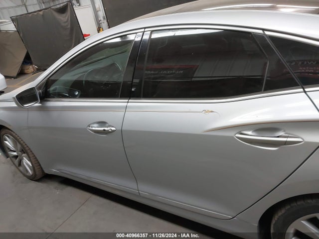 Hyundai Azera Limited 2016 KMHFH4JG4GA518683 Image 14