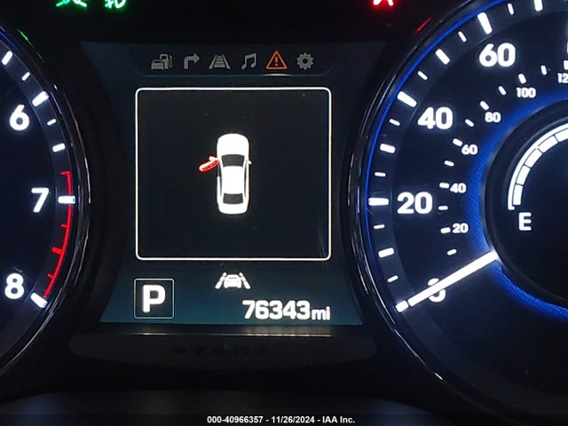 Hyundai Azera Limited 2016 KMHFH4JG4GA518683 Image 15