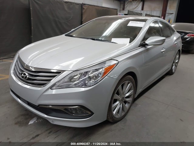 Hyundai Azera Limited 2016 KMHFH4JG4GA518683 Image 2